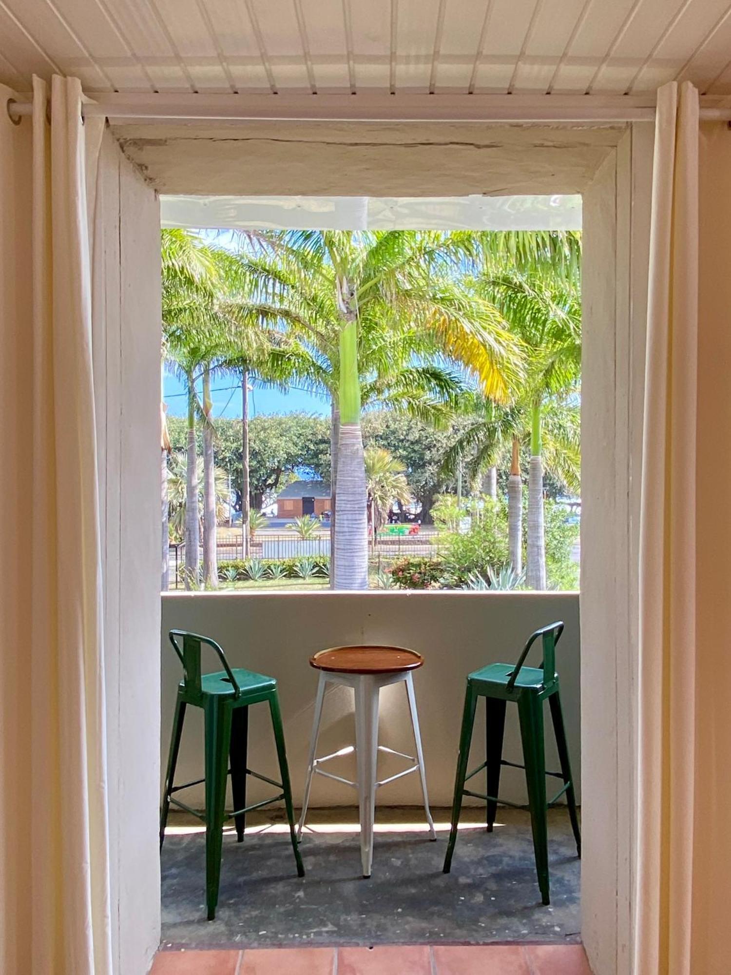 La Galerie - La Kaz Bourbon Apartment Saint Pierre Bagian luar foto
